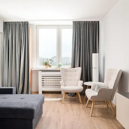 Metro Trocka Charming By Bookinghost Apartamento Varsóvia
