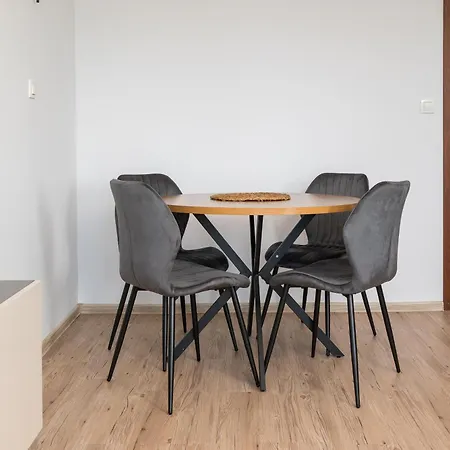 Apartamento Metro Trocka Charming By Bookinghost Varsóvia